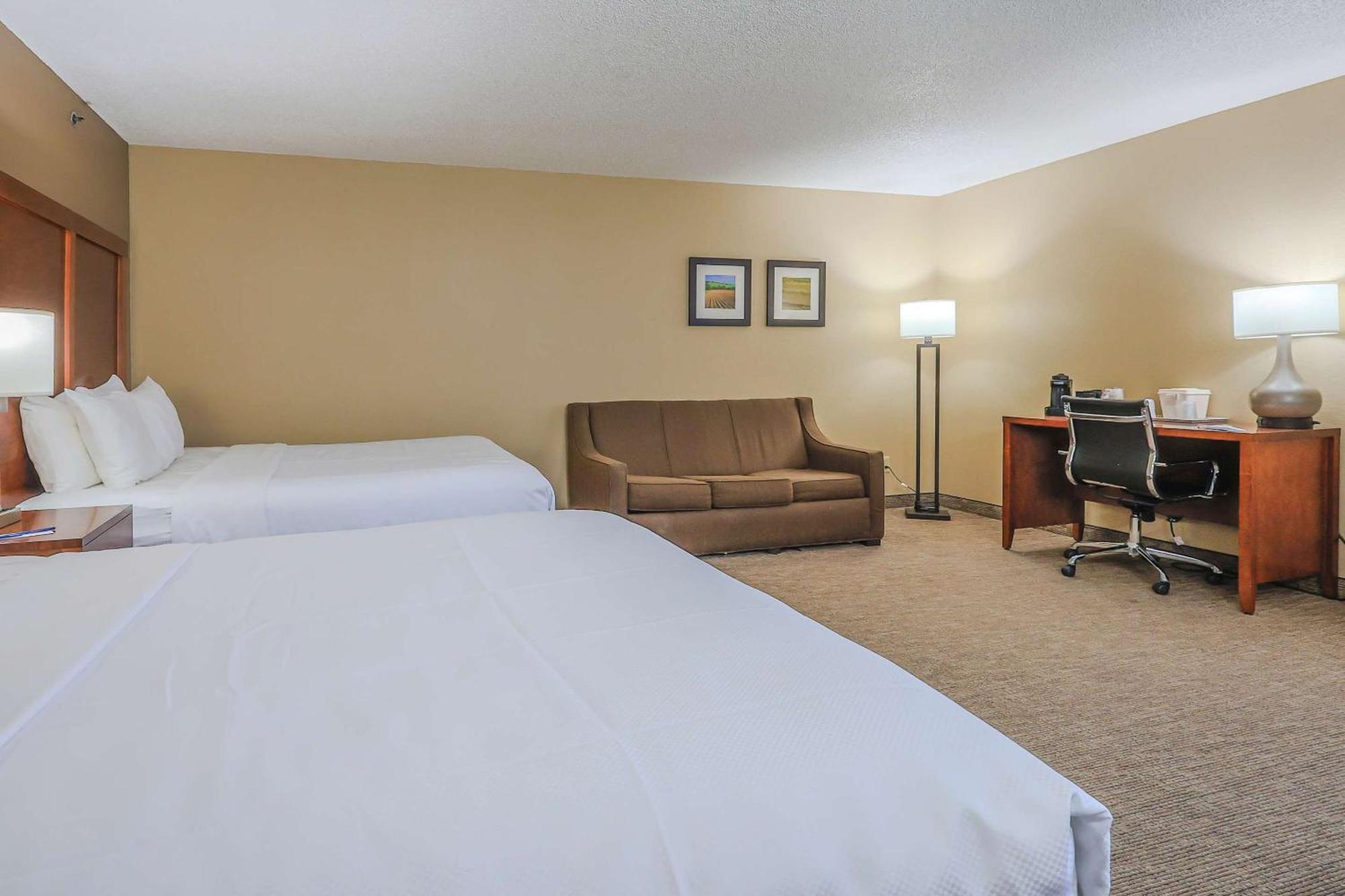 Comfort Inn 3*